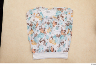 Clothes  223 blossom top 0001.jpg